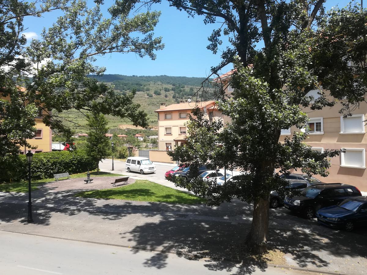 Apartamento "Paseo Del Sauco" Ezcaray Esterno foto